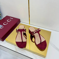 GG THONG SANDALS 25S IN RED LAMBSKIN MIX CANVAS WITH GOLD HARDWARE