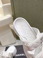 CHANEL 25S STRAP SANDALS IN WHITE PATENT CALFSKIN SILVER HARDWARE