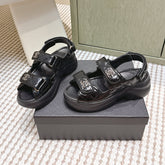 CHANEL 25S SANDALS IN BLACK PATENT CALFSKIN GOLD HARDWARE