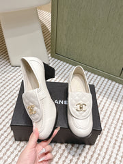 CHANEL 25S LOAFERS MOCCASIN 65MM IN WHITE CALFSKIN GOLD HARDWARE