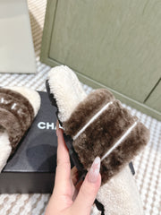 CHANEL 25S FLUFFY SLIDERS IN BEIGE AND BROWN
