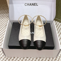 CHANEL 25S BALLERINA SHOES IN WHITE AND BLACK CALFSKIN GOLD HARDWARE