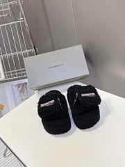 BALENCIAGA 25S SLIPPERS IN BLACK FAUX SHEARLING