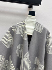 HERMES 25S JACQUARD CAPE COAT 320