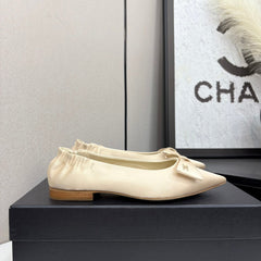 CC BALLET FLATS 25S IN LIGHT BEIGE SATIN WITH BOW