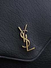 YSL 25S CASSANDRE ENVELOPE MESSENGER 35 IN BLACK LAMBSKIN GOLD HARDWARE