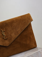 YSL 25S CASSANDRE LARGE ENVELOPE POUCH 29 IN BURNT UMBER SUEDE GOLD HARDWARE