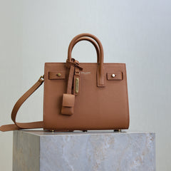 YSL 25S SAC DE JOUR 22 IN CHESTNUT BROWN SUPPLE GRAINED CALFSKIN