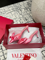 HIGH MULE IN ROUGH PINK SILK