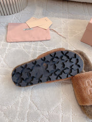 RABBIT FUR SLIPPERS BROWN WITH EMBROIDED LOGO