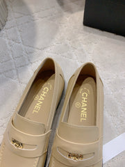 CHANEL 25S MOCCASINS IN BEIGE CALFSKIN GOLD HARDWARE