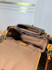 LV 25S CARGO 23 IN BROWN MONOGRAM CANVAS LEATHER TRIM GOLD HARDWARE