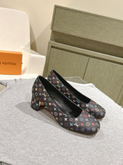 SWING HIGH PUMP 55 MM IN BLACK MONOGRAM CALFSKIN