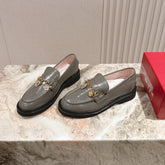 ROGER VIVIER 25S RANGERS CHAIN LOAFER IN GRAY CALFSKIN