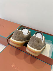 SNEAKERS IN MOSS SUEDE WITH CANVAS