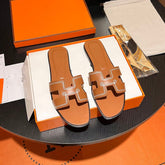 0RAN SANDAL Calfskin Sandstone