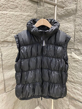 MONCLER PUFFER GILET STYLE 171