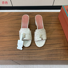 HIGH HEEL IN CREAM WHITE LAMBSKIN OSTRICH SKIN