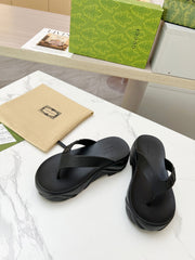 THONG PLATFORM IN BLACK IMPORTED TPU