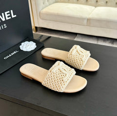 Slippers Beige Cream Lambskin