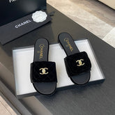 FLAT MULE IN BLACK VELVET