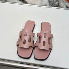 FLATFORM SANDAL LIGHT PINK CALFSKIN