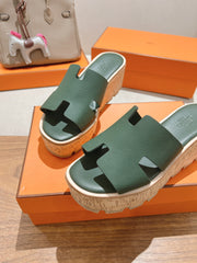 HM 25S HIGH WEDGE SANDALS IN DARK MOSS GREEN LAMBSKIN STYLE 32