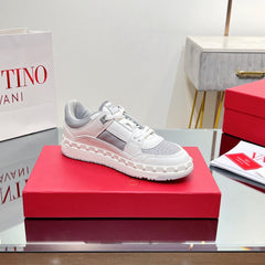 VALENTINO 25S GARAVANI FREEDOTS SNEAKERS IN WHITE MIX GREY LAMBSKIN