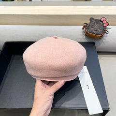 BERET HAT IN LIGHT PINK WOOL 406887