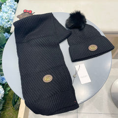 SET SCARF AND HAT IN BLACK WOOL 414779