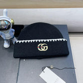 BEANIE HAT IN BLACK WOOL 416413