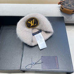 KNITTED BEANIE HAT IN LIGHT BEIGE WOOL AND RABBIT FUR 417756