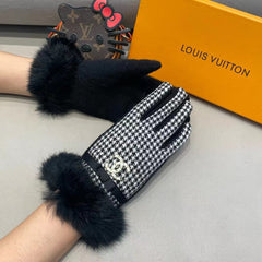 GLOVES IN BLACK MIX WHITE WOOL AND RABBIT FUR 417182