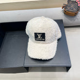 BASEBALL CAP IN WHITE WOOL 421243