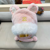 BEANIE HAT IN LIGHT PINK LAMB FUR 426239