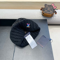 KNITTED BEANIE HAT IN BLACK WOOL 431619