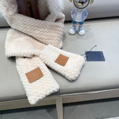 BEANIE HAT IN ALMOND BEIGE WOOL AND LAMB FUR 435075