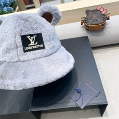 BUCKET HAT IN BEAU BLUE WOOL AND LAMB FUR 434941