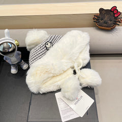 BEANIE HAT IN WHITE WOOL AND FLEECE 436749