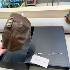 BAKER BOY HAT IN WALNUT BROWN LEATHER 436765