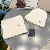 SET SCARF AND HAT IN WHITE WOOL 436223