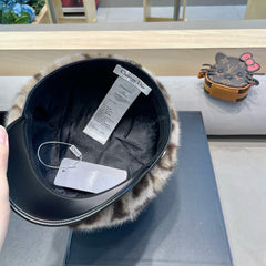 BAKER BOY HAT IN LIGHT BEIGE MINK FUR 438089