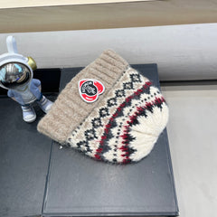 BEANIE HAT IN COLORFUL WOOL 438148