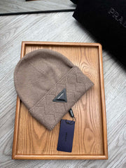 BEANIE HAT IN MEDIUM BROWN WOOL AND RABBIT FUR 342039