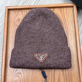 BEANIE HAT IN BRUNETTE BROWN WOOL 332399