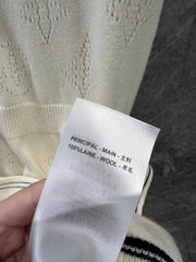 LV 25 White Monogram Wool