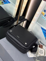 MEDIUM 23 PEBBLE MESSENGER BAG IN BLACK SUPPLE GRAINED CALFSKIN