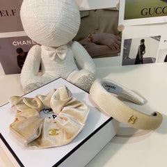 WHITE VELVET HAIRBAND 124630