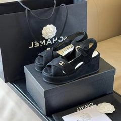 CC CLASSIC WEDGE SANDALS IN BLACK LAMBSKIN SUEDE