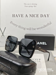 SQUARE SUNGLASSES 59909 IN BLACK TR FRAME WITH RESIN LENSES